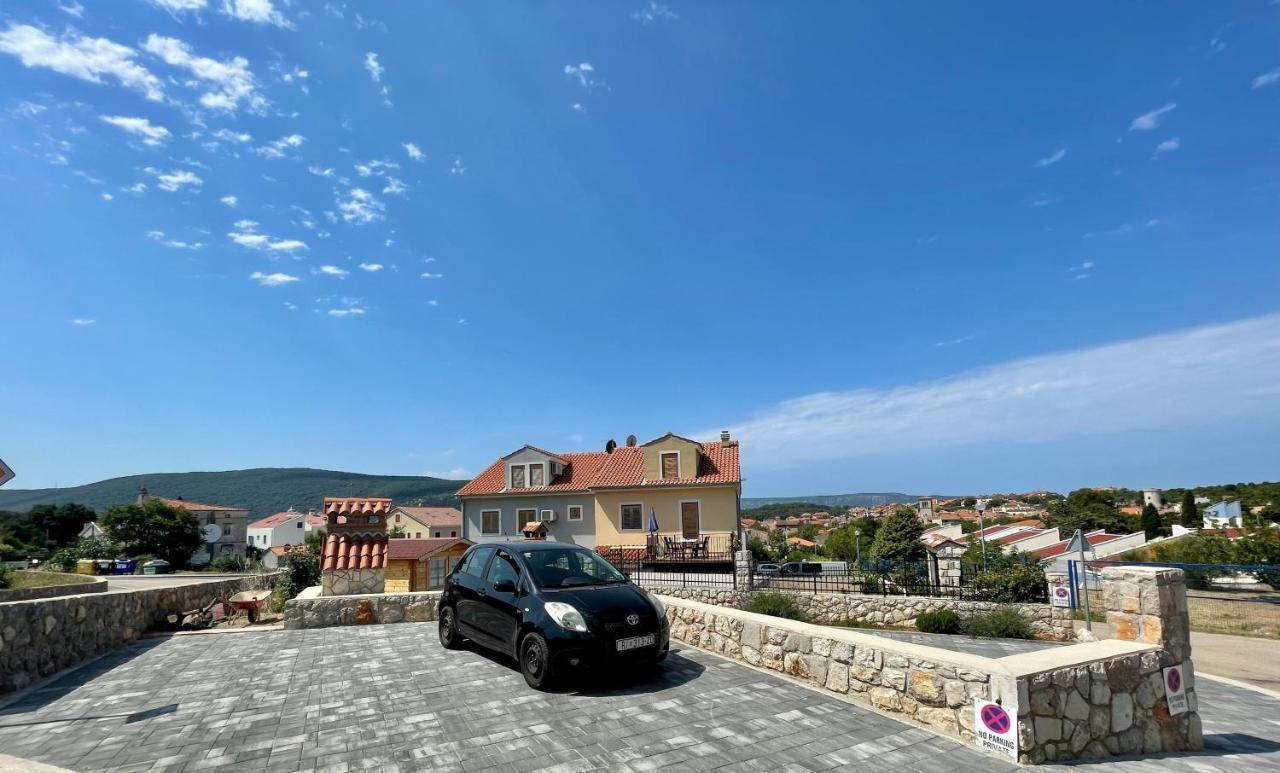 Lovro #1 & #2 Apartments Cres Exterior photo