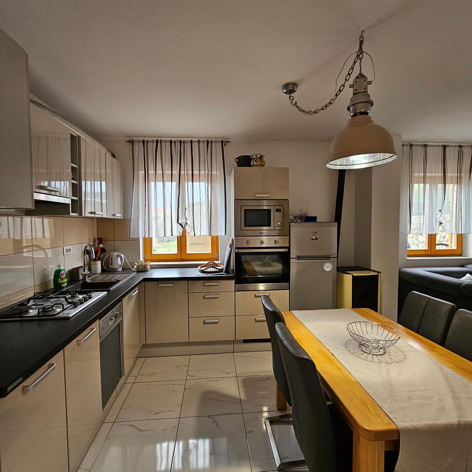 Lovro #1 & #2 Apartments Cres Exterior photo